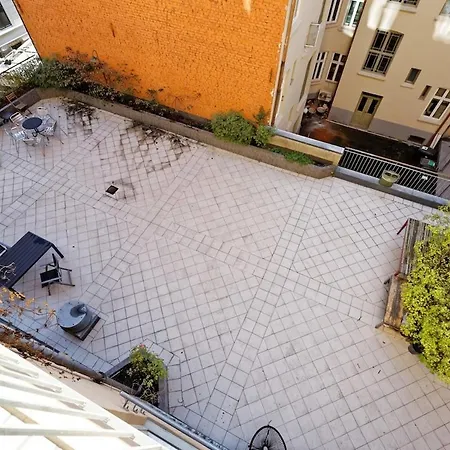 In The Heart Of At Majorstuen *